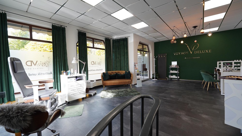 1898841A-DD0A-4045-B9F3-EE0DDE1B2F3D